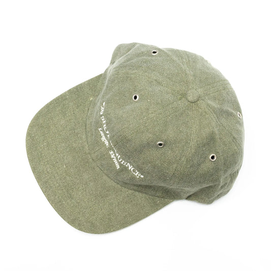 BACANCES(バカンシーズ)のコットン生地の6パネルキャップ「20 SHOT COTTON CAP」のOLIVEカラーの上面からの商品写真