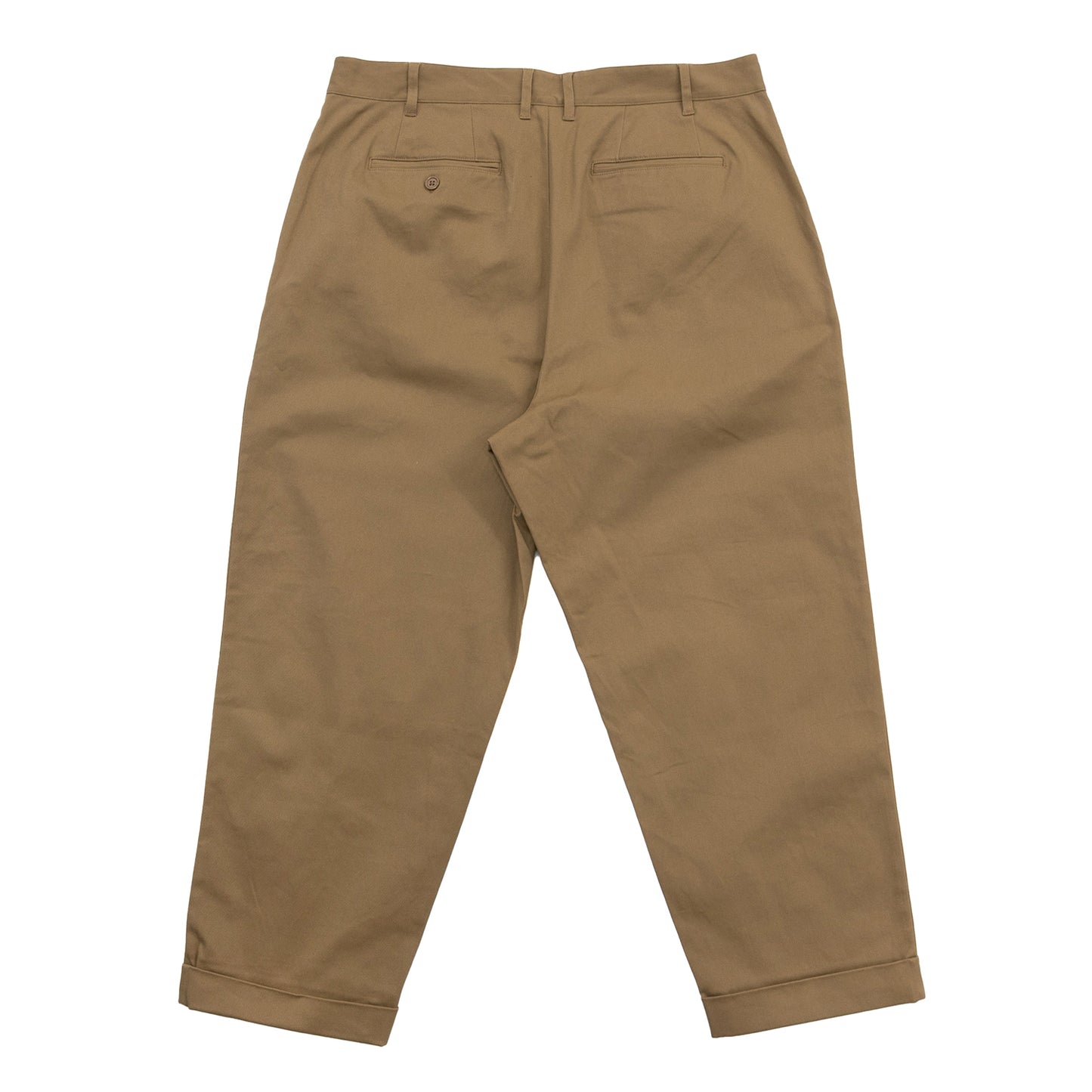 CLUMSY PICTURES(クラムジー)の名作パンツ「2 PLEATS RELAXED TWILL PANTS」の2025AWの新色「BROWNカラー」の背面からの商品写真