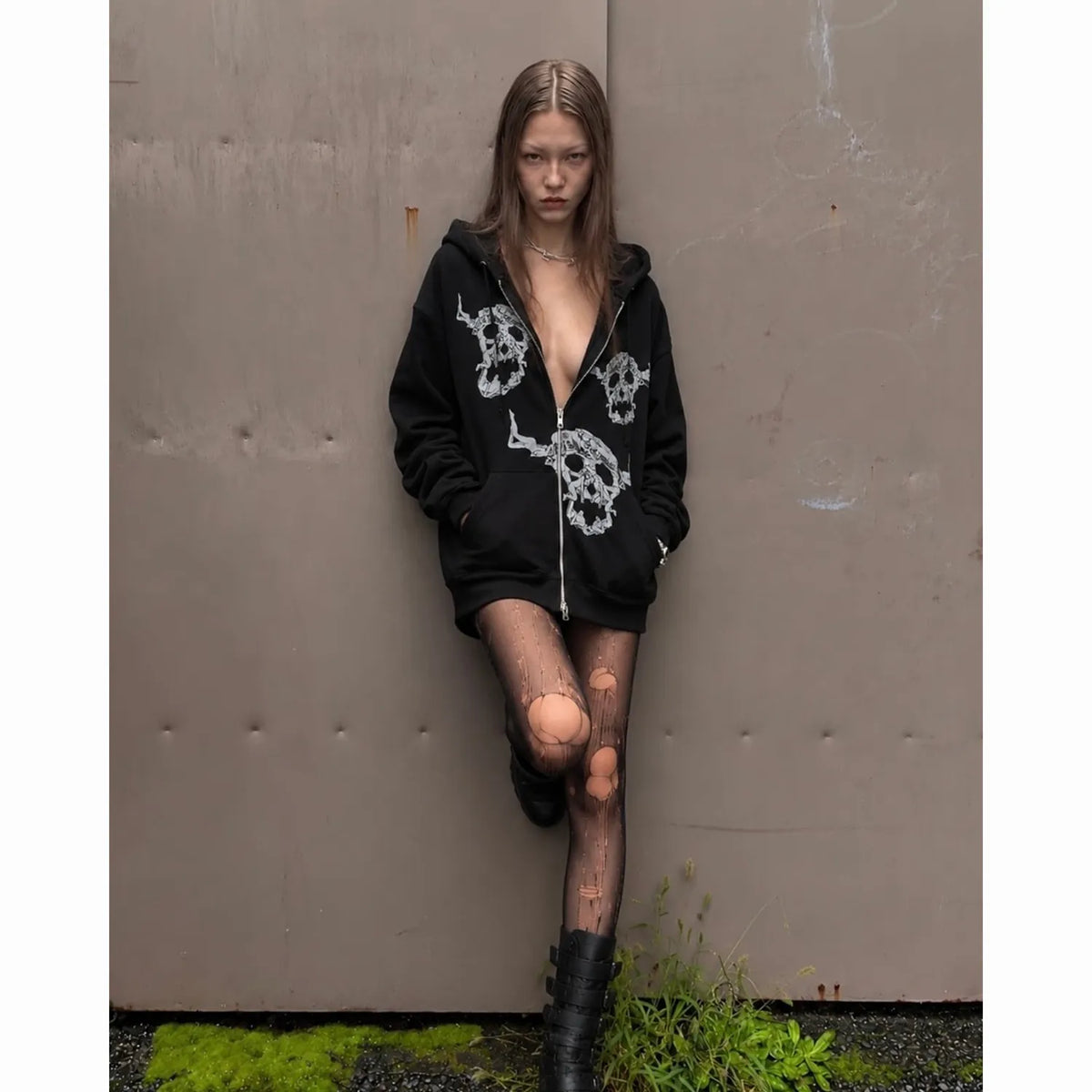 MAISON SHAKE JUNZI / NUDE SKULL ZIP HOODIE - BLACK