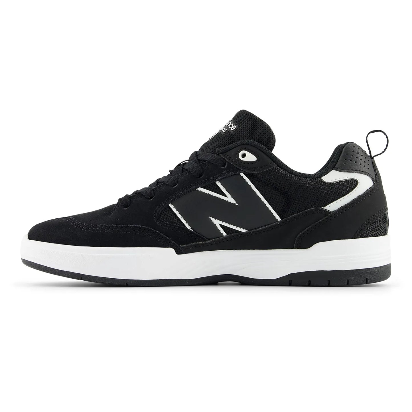 New Balance Numeric(ニューバランスヌメリック)の「TIAGO LEMOS」のシグネーチャーモデルのスケボー・スケートボードシューズ「NM808LBW」のBLACKカラーの左側面からの商品写真