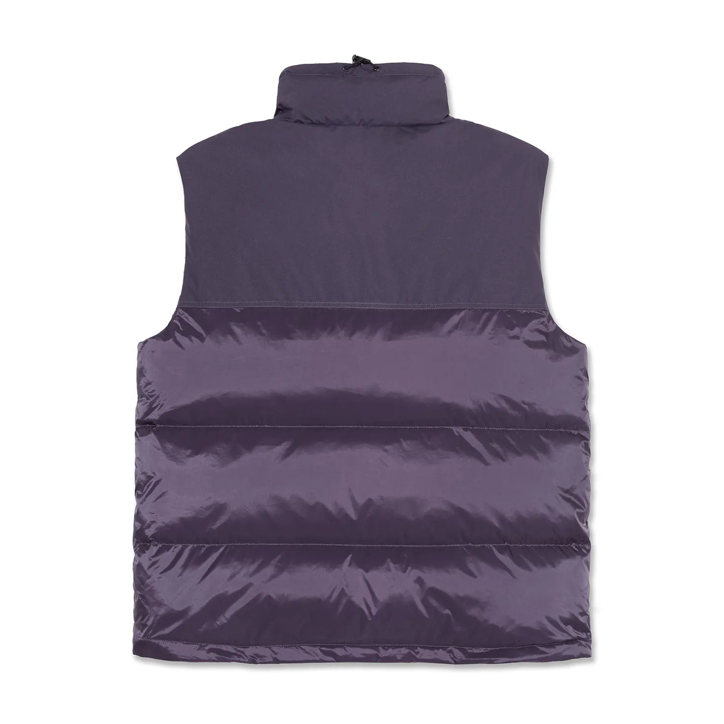 POLAR SKATE CO(ポーラースケート)の600フィルパワーのダウンベスト「BASIC PUFFER VEST」のDARK VIOLETカラーの背面からの写真