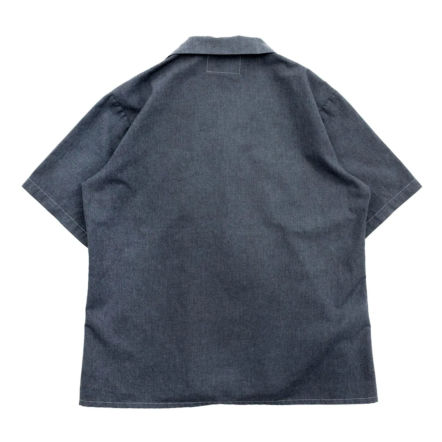 Primeがセレクトするビンテージウェア「PRIME VINTAGE」の「US MILITARY STAFF S/S SHIRTS」のGREYカラーの背面からの商品写真