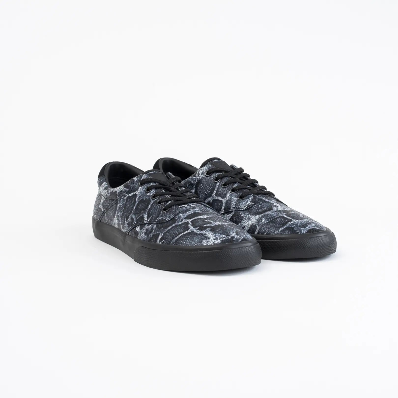 GRAVIS SKATEBOARDING スケートボードシューズ FILTER - SNAKE/BLACK GRAVIS SKATEBOARDING スケートボードシューズ FILTER - SNAKE/BLACK