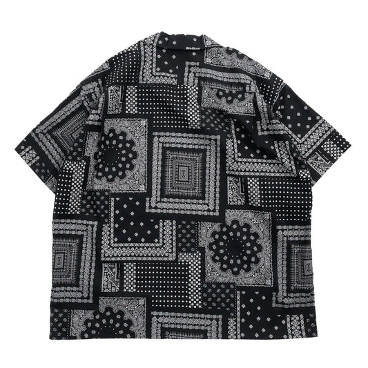 「SUGER CANE」ヴィンテージのバンダナの柄を散りばめてパッチワーク風総柄プリントシャツ「NATIVE AMERICAN BANDANA PATCHWORK PRINT OPEN SHIRT」のBLACKカラーの背面からの商品写真