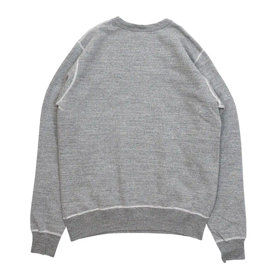 東洋エンタープライズが展開する人気ブランド「BUZZ RICKSON'S(バズリクソンズ)」のこだわりが詰まった定番クルーネックスエット「SET-IN CREW NECK SWEAT(BR65622)」のHT-GREYカラーの背面からの商品写真