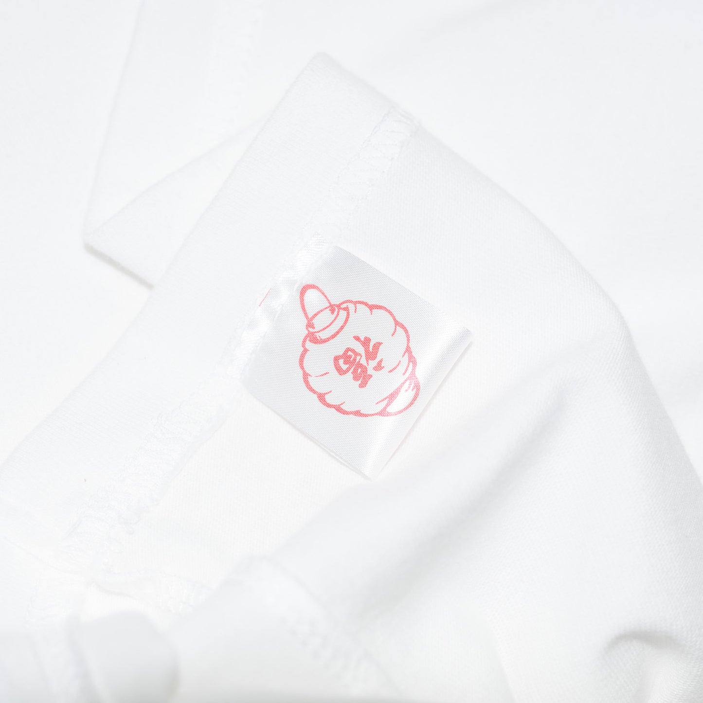 Lil' Tokyo UNITY LOGO S/S TEE - WHITE