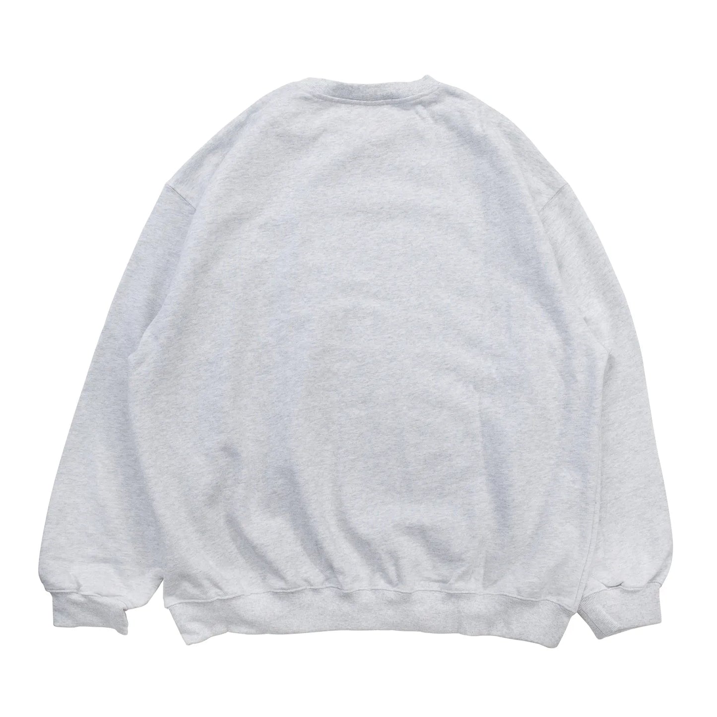 TRIBE WEAR(トライブウェア)の肉厚な生地感とファットなシルエットのクルーネックスエット「BASIC SWEAT CREWNECK」のGREYカラーの背面からの商品写真