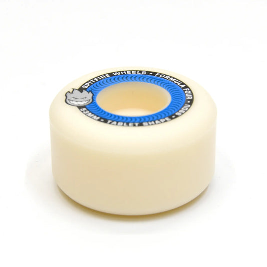 側面ともフラットカットを採用したSPITFIRE WHEELS(スピットファイア)の特徴的なシェイプのウィール「TABLETS」の53MMサイズの形状がわかりやすい角度からの商品写真