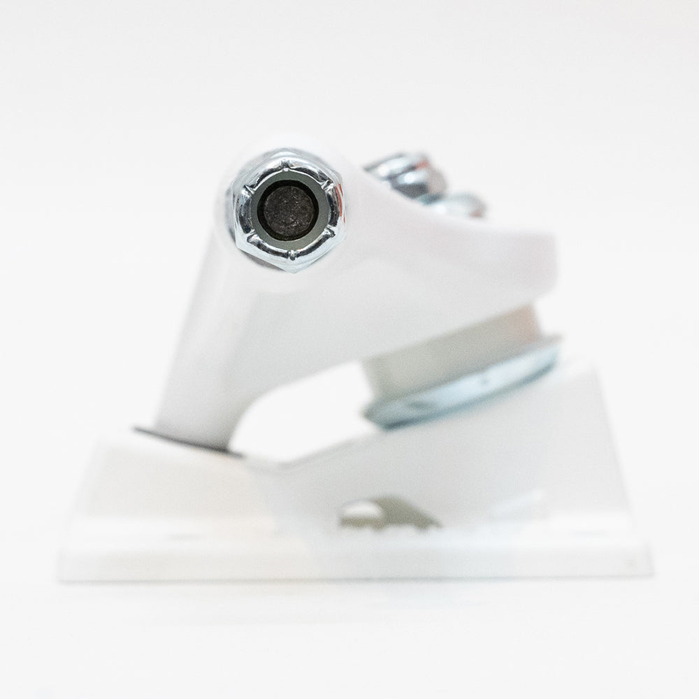 VENTURE TRUCKS TEAM ORIGINAL WHITE LIGHTNING 2 - 5.0 LO