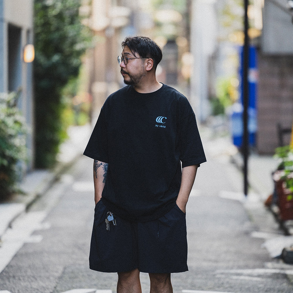 CLUMSY PICTURES LIMITED CCC S/S WIDE TEE - WHITE/BLACK
