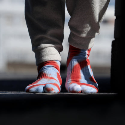 NODAL / TIE DYE ANCLE SOCKS