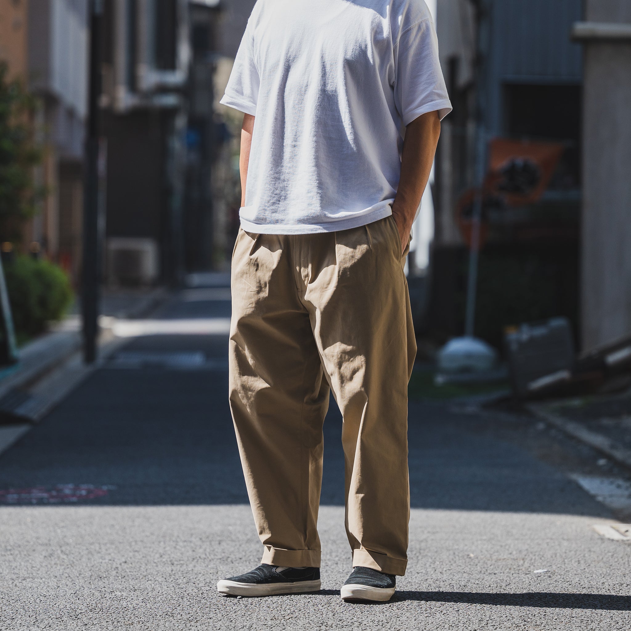 未使用品 CLUMSY PICTURES VINTAGE 2 CHINO パンツ 未使用品 CLUMSY PICTURES VINTAGE 2 CHINO パンツ - メルカリ