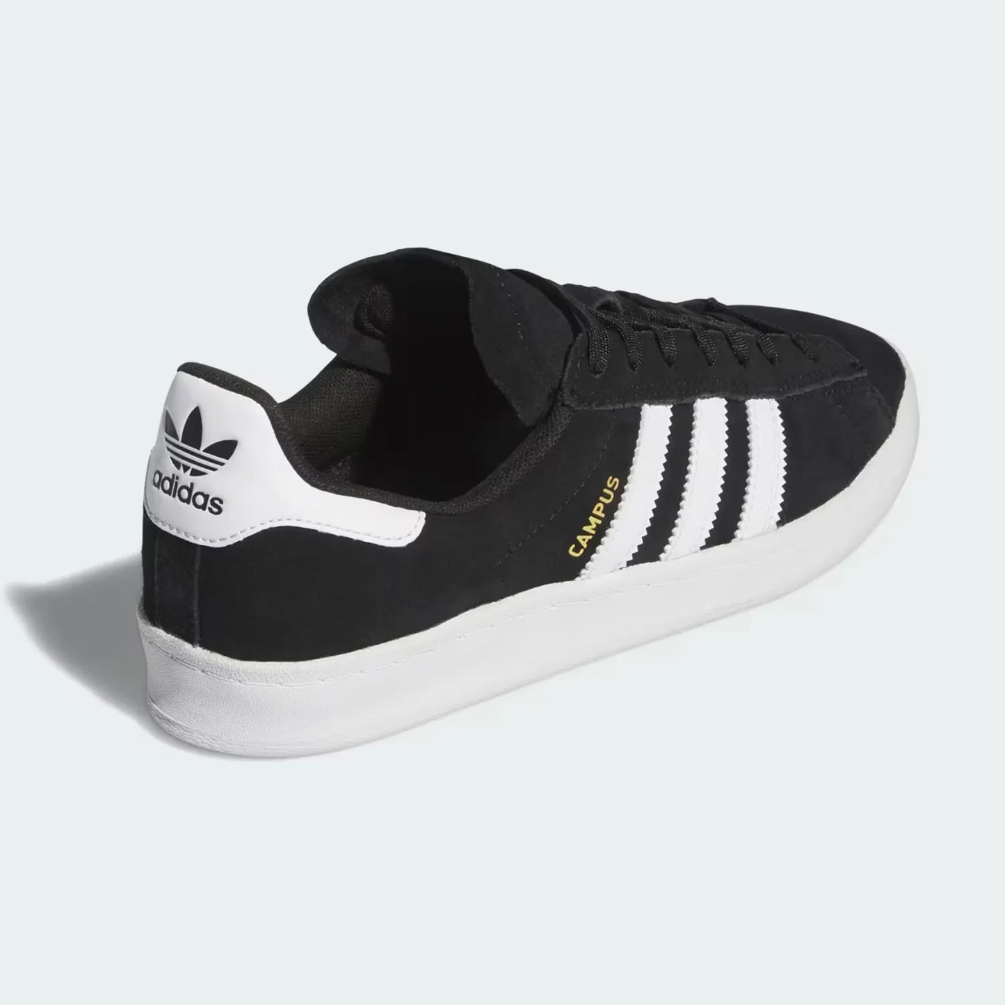 ADIDAS SKATEBOARDING(アディダススケートボーディング)のスケボー・スケートボードシューズ「CAMPUS ADV (B22716)」のBLACK/WHITEカラーの右足右斜め後ろからの商品写真