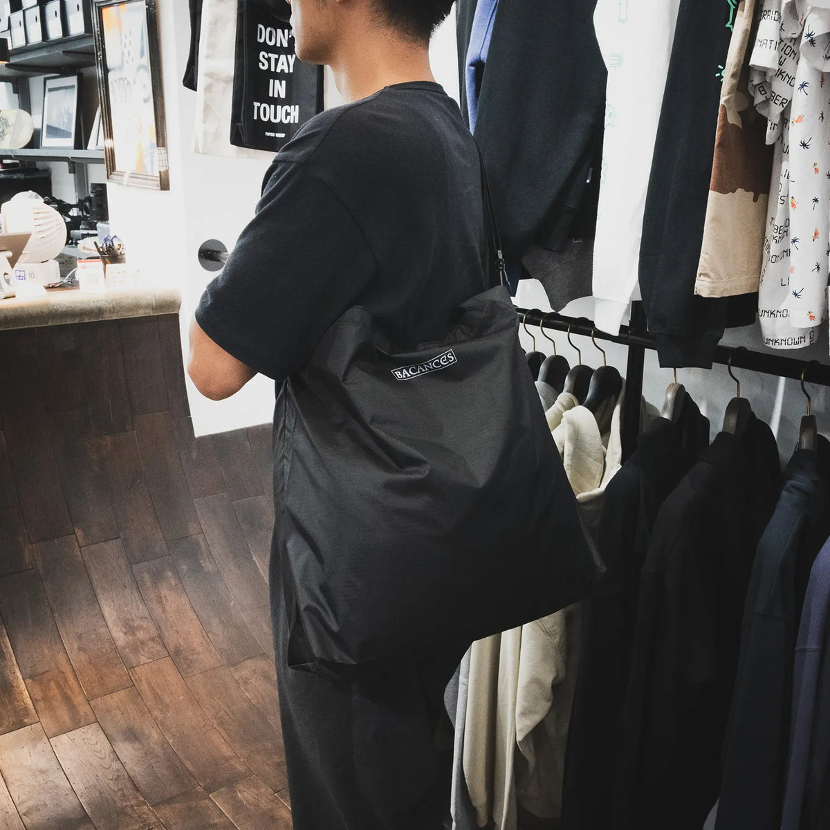 VACANCES / BC NYLON MARCHER SHOULDER BAG