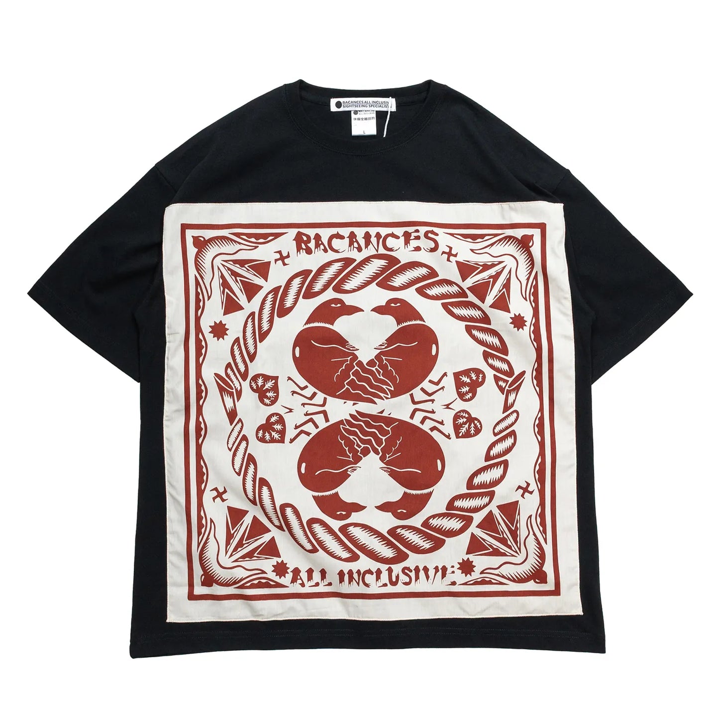 BACANCES(バカンシーズ)のフロントに大きなバンダナを縫い付けたTシャツ「BC SKEM BANDANA T-SHIRTS (YATAGARASU)」のBLACKカラーの正面からの商品写真