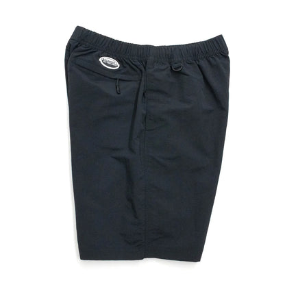 BACANCESのナイロン製の水陸両用ショーツ「BC NYLON SHORTS HARDCORE UFO'S LOGO」のBLACKカラーの側面からの商品写真