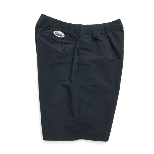 BACANCESのナイロン製の水陸両用ショーツ「BC NYLON SHORTS HARDCORE UFO'S LOGO」のBLACKカラーの側面からの商品写真