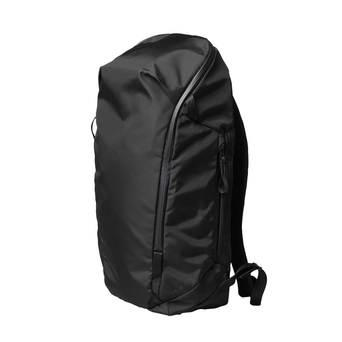 ABLE CARRY | DAYBREAKER 2 BACKPACK CORDURA RIPSTOP / BLACK | 斜めからの画像