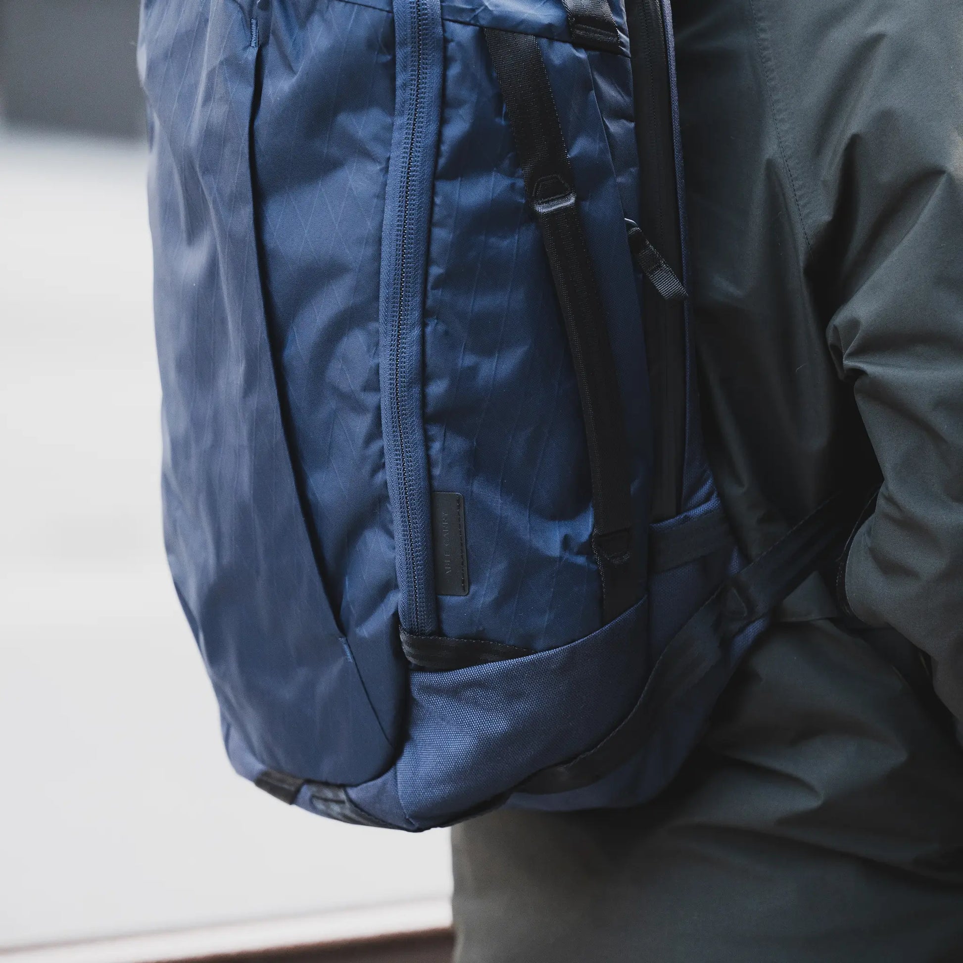 Able Carry | Max Backpack X-PAC / NAVY | 側面画像