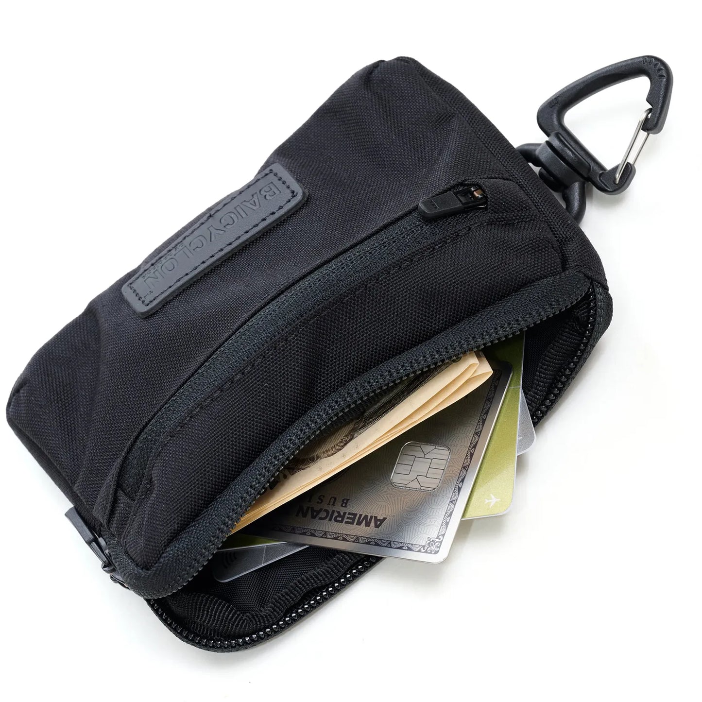 BAICYCLON(バイシクロン)の定番小型コンビショルダーバッグ「NCL-05 COMBO SHOULDER」のポーチ(小)をカードケースとして使用した写真