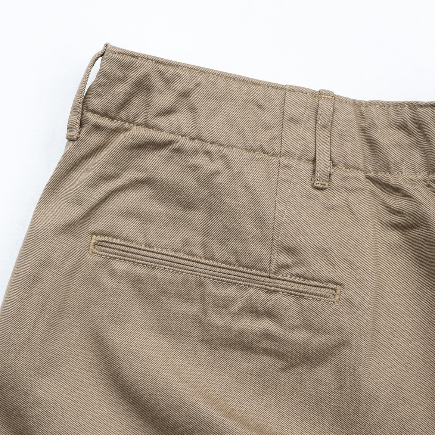 BUZZ RICKSON'S EARLY MILITARY CHINOS (MOD.) 1945 MODEL SHORTS - BEIGE