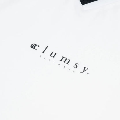 clumsy. PICTURES(クラムジー)のナイロン製のゲームシャツ「BAR LOGO GAME SHIRTS」のWHITEカラーのフロントデザインの写真