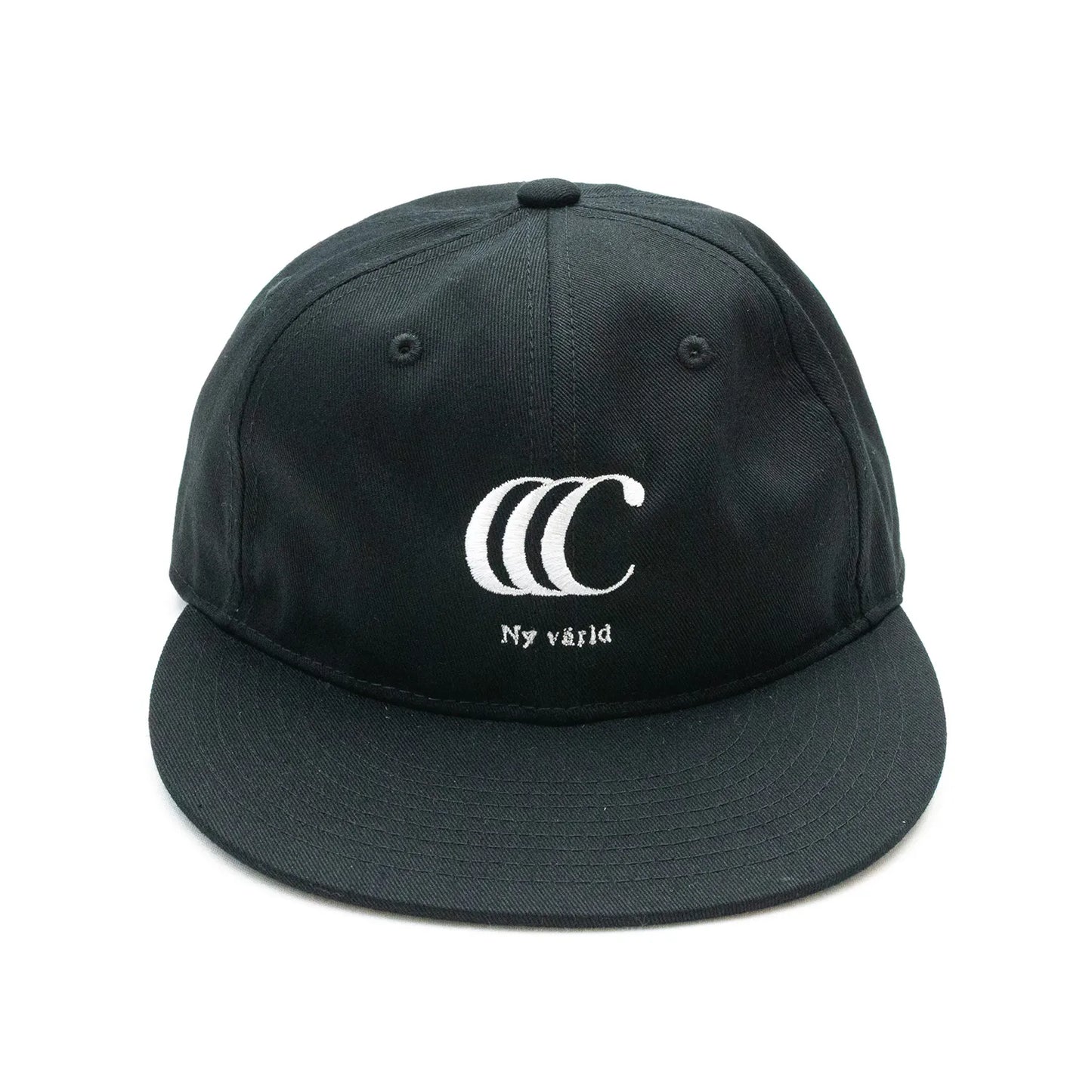 clumsy PicturesのCCCロゴがフロントに刺繍された6パネルキャップ「CCC EMBROIDERED CAP」のBLACKカラーの正面からの商品写真