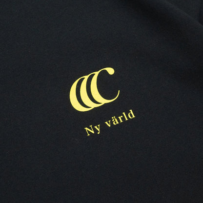 clumsy PicturesのCCCロゴがデザインされた定番モデルのTシャツ「LIMITED CCC WIDE TEE」のBLACK/TRUE YELLOWカラーの正面のデザイン写真