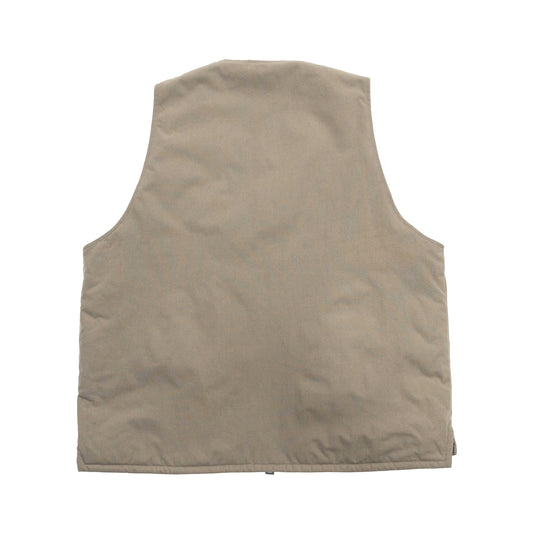 ナイロンダック生地を使用したclumsy(クラムジー)の中綿入りタクティカルベスト「TACTICAL DUCK VEST」のTANカラーの背面からの商品写真