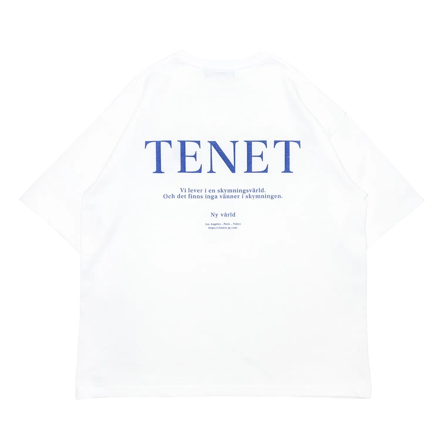 clumsy. PICTURES(クラムジーピクチャーズ)のTシャツ「TENET TEE」のWHITEカラーの背面からの商品写真