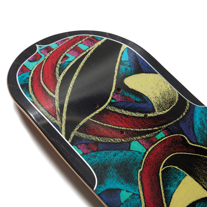 日本で最も人気のスケートブランド「EVISEN(ゑびせん)」のTEAMモデルのスケボー・スケートボードデッキ「HANA-BI / 8.125インチ」のボトム面のノーズ側の写真