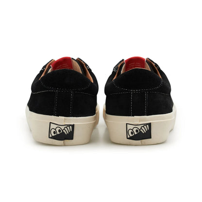 Last Resort AB(ラストリゾート)の名作スケートシューズ「VM001 CANVAS」のBLACK/WHITEカラーの背面からの商品写真