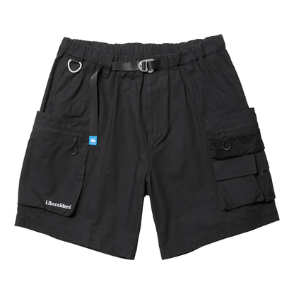 Liberaiders(リベレイダース)の高機能ナイロンショーツ「CORDURA RIP UTILITY SHORTS」のBLACKカラーの正面からの商品写真