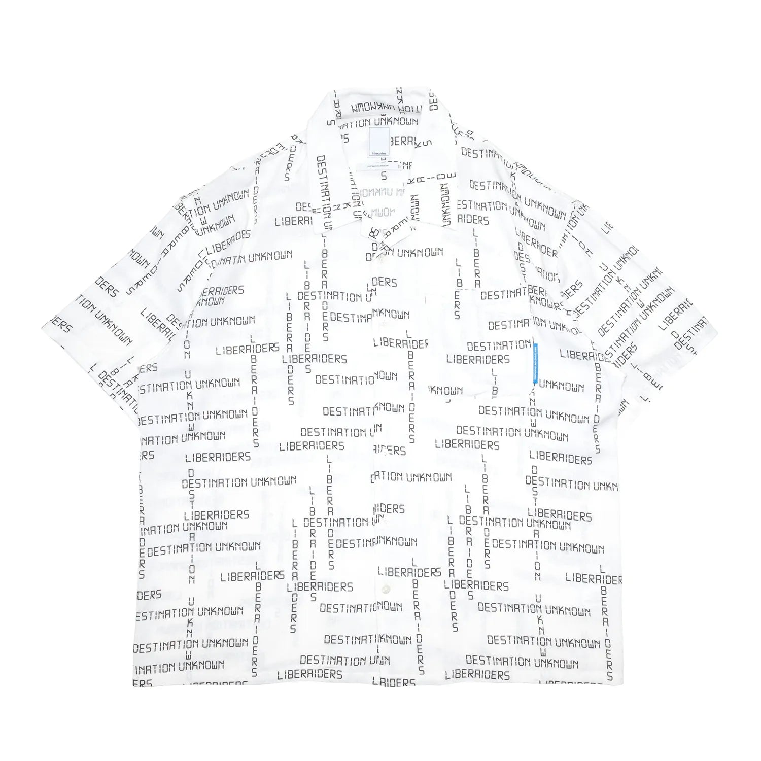 Liberaiders(リベレイダース)のレーヨン素材を使用した開襟シャツ「DIGITAL LOGO RAYON S/S SHIRT」の正面からの商品写真