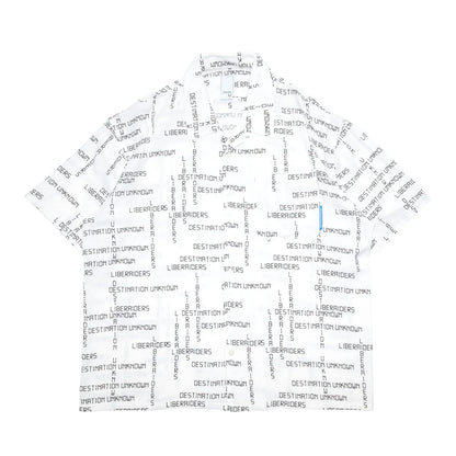 Liberaiders(リベレイダース)のレーヨン素材を使用した開襟シャツ「DIGITAL LOGO RAYON S/S SHIRT」の正面からの商品写真