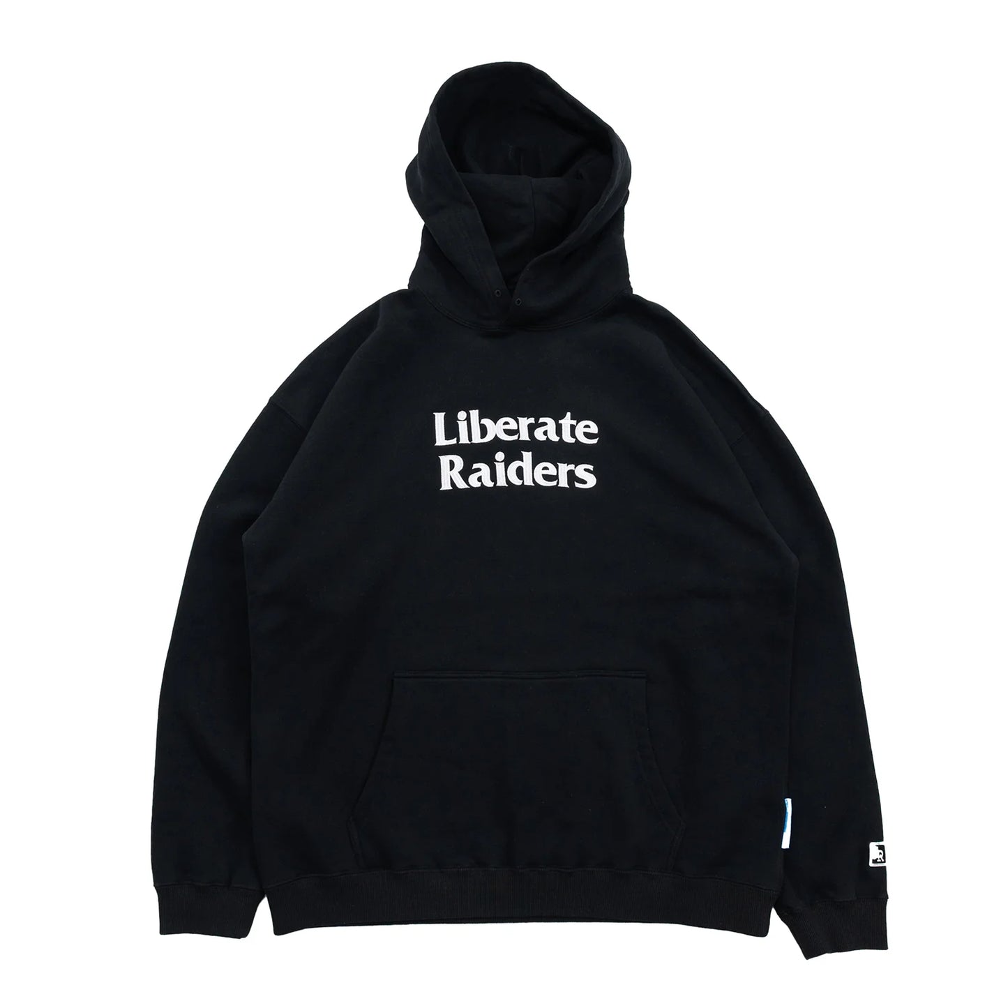 Liberaiders(リベレイダース)のフロントにデザインがプリントされた肉厚なフーディ(パーカー)「LR EMBROIDERY HOODIE」のBLACKカラーの正面からの商品写真