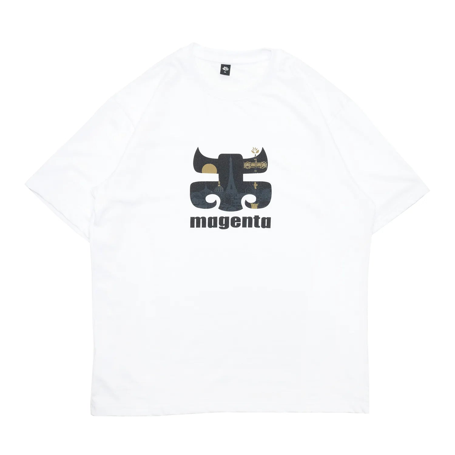 「Magenta Skateboards」と「I-Path」による限定コラボTシャツ「MAGENPATH TEE」の正面からの商品写真
