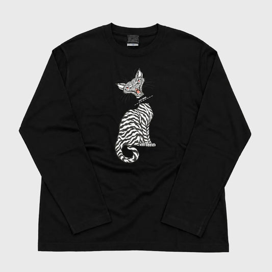 MAISON SHAKE JUNZI / CAT CUT HERE L/S TEE - BLACK