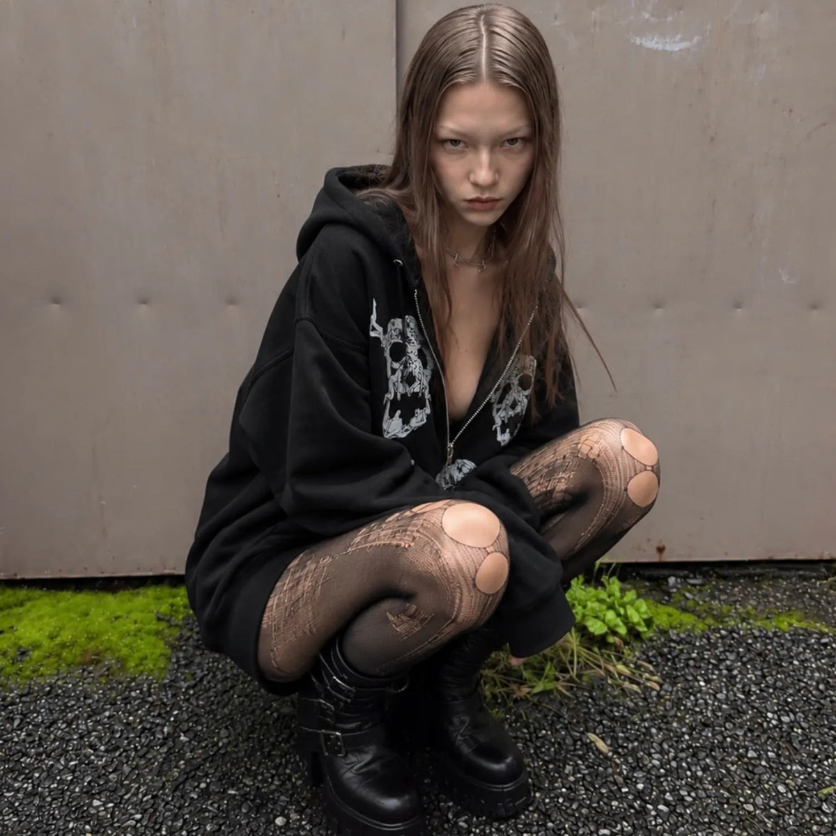 MAISON SHAKE JUNZI / NUDE SKULL ZIP HOODIE - BLACK
