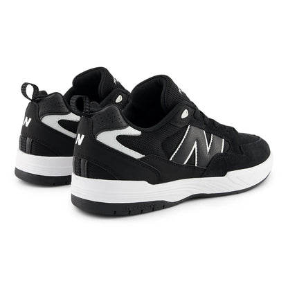 New Balance Numeric(ニューバランスヌメリック)の「TIAGO LEMOS」のシグネーチャーモデルのスケボー・スケートボードシューズ「NM808LBW」のBLACKカラーの右斜め後ろからの商品写真