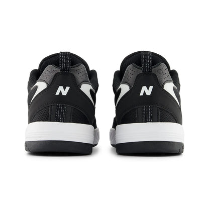 New Balance Numeric(ニューバランスヌメリック)の「TIAGO LEMOS」のシグネーチャーモデルのスケボー・スケートボードシューズ「NM808LBW」のBLACKカラーの背面からの商品写真