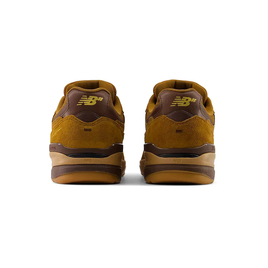 NB NUMERIC / UN933LRO Andrew Reynolds - BREAKFAST TEA/PUMPERNICKEL