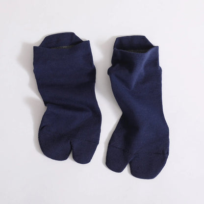 NODAL（ノーダル）のCOTTONとCORDURAナイロンの混紡ソックス「CORDURA 60/40 ANKLE SOCKS」のBLUEカラーのイメージ写真
