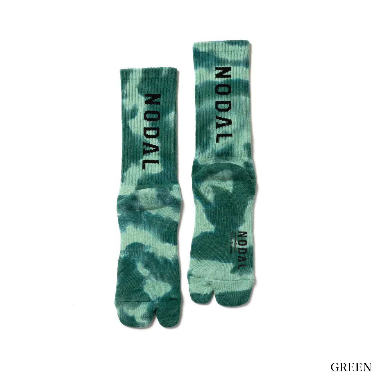 NODAL（ノーダル）の定番のLOGO SOCKSを職人の手染めでタイダイ加工したソックス「TIE DYE LOGO SOCKS」のGREENカラーの背面からの商品写真