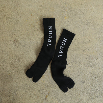 NODAL LOGO SOCKS - BLACK/WHITE