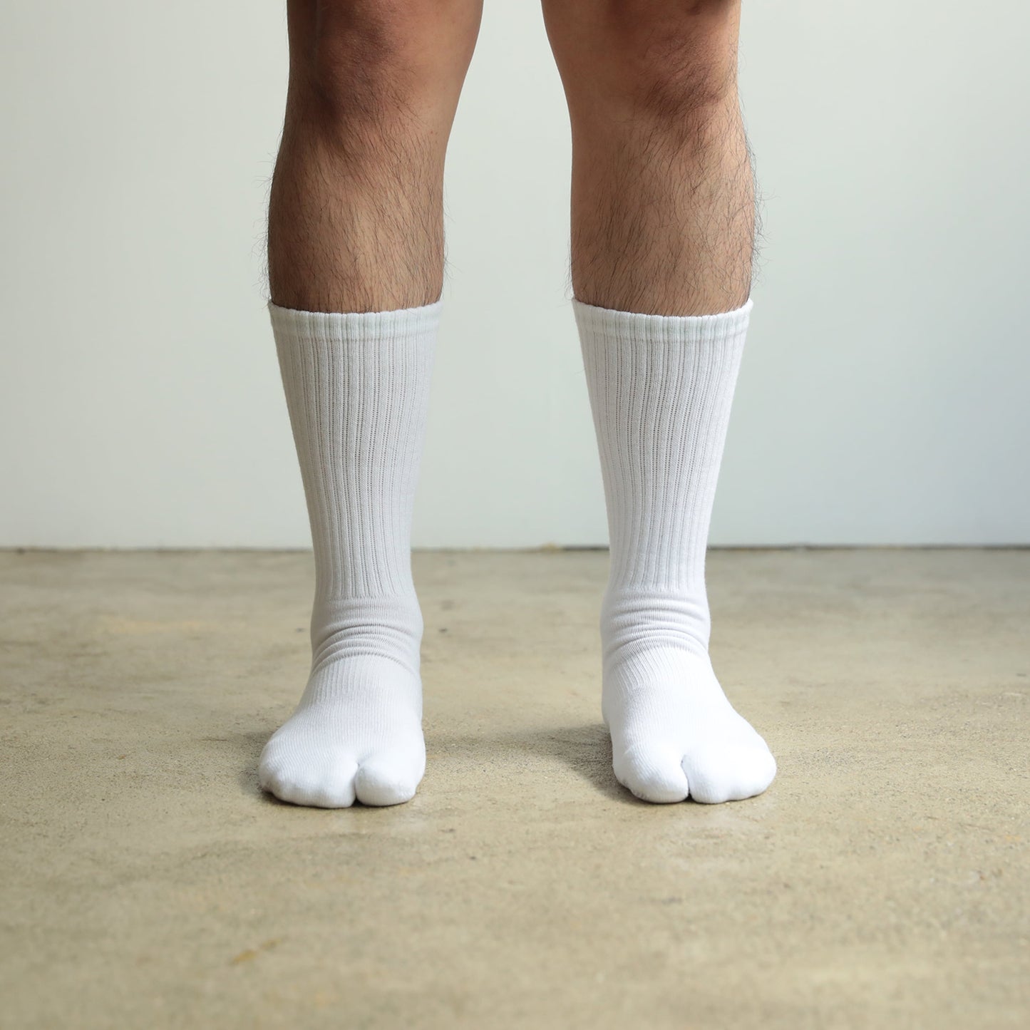 NODAL LOGO SOCKS - WHITE/BLACK
