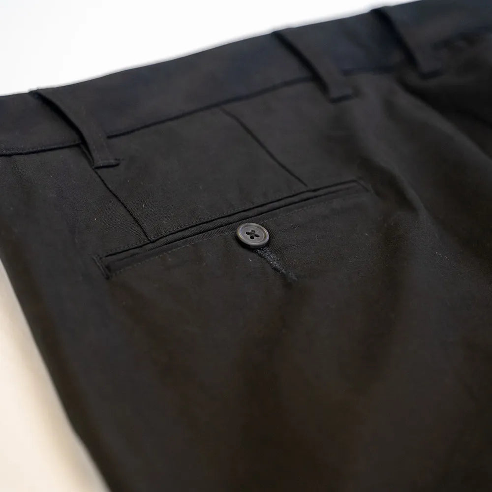 CLUMSY PICTURES VINTAGE 2 PLEATS CHINO - BLACK