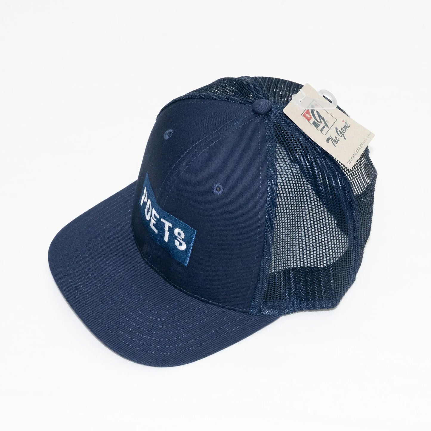 POETS(ポエッツ)のトラッカーメッシュキャップ「OG SPLIT TRUCKER CAP」のNAVYカラーの斜め左上からの商品写真