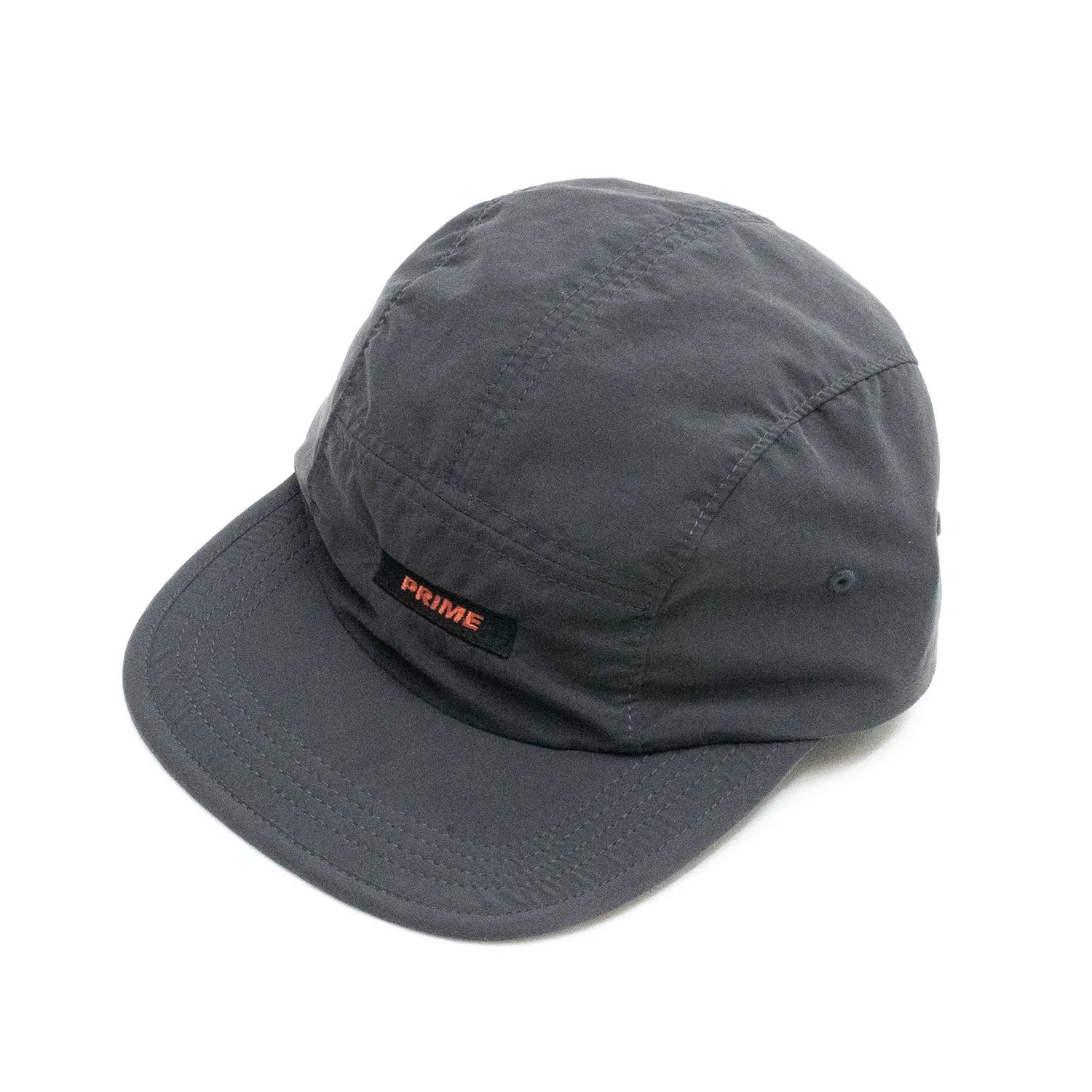 PrimeのDARK GREYカラーのナイロン製のジェットキャップ「BOX LOGO NYLON JET CAP」の左斜め上からの商品写真