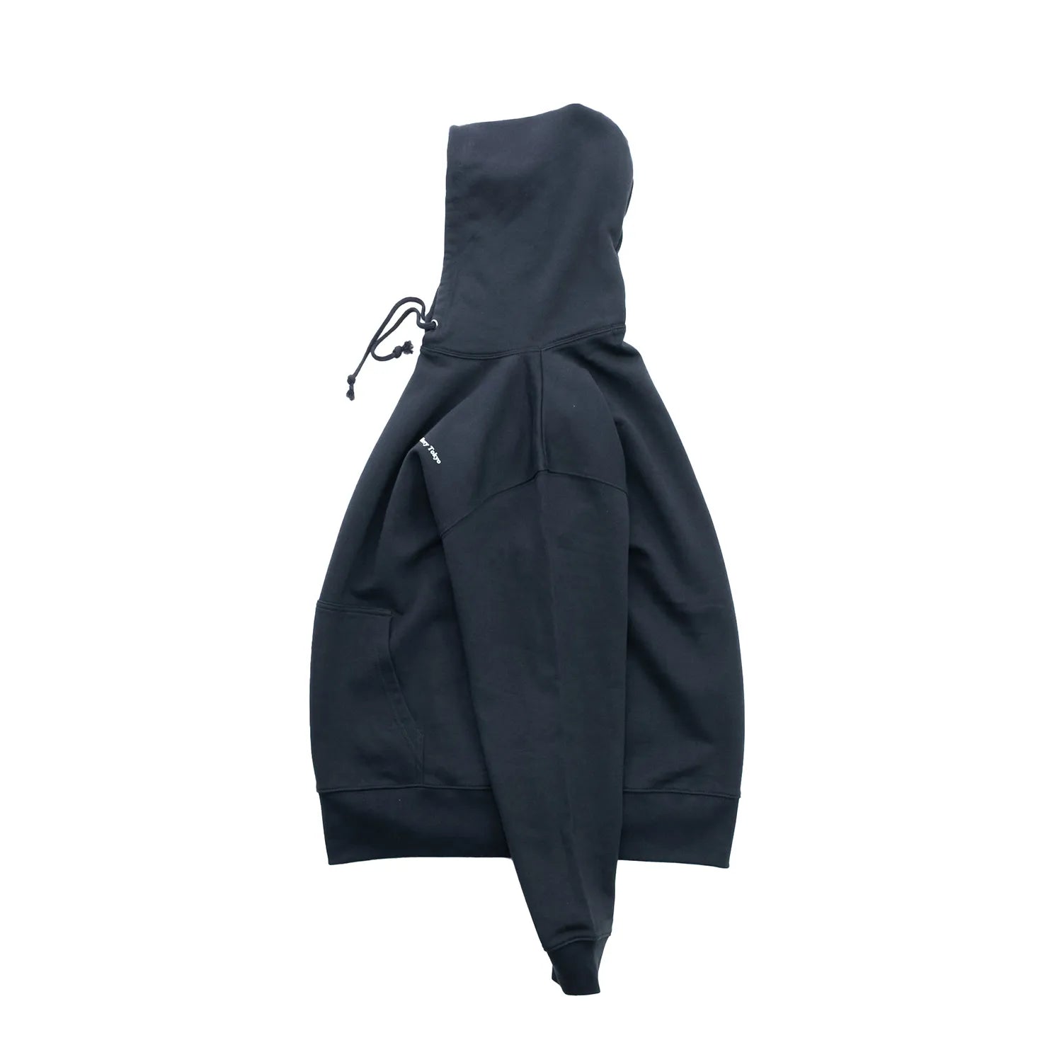 Primeのパーカー・フーディ「PRIME GALLERY BAR LOGO HOODY」のNAVYカラーの側面からの商品写真